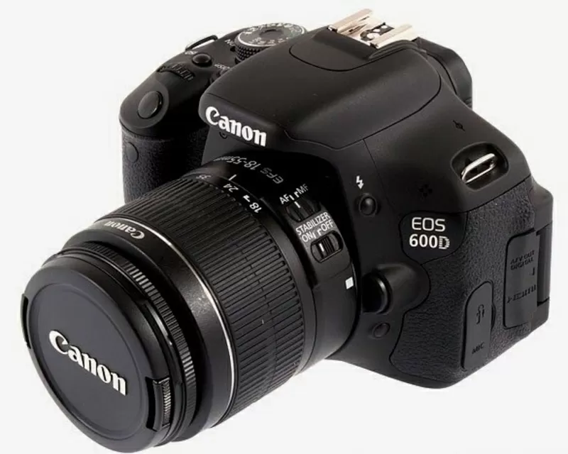 Продам фотоаппарат Canon 600 D