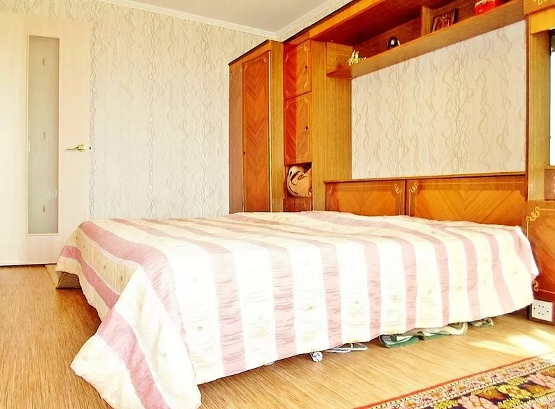 • Продаем трехкомнатную квартиру в отличном состоянии,  в Караганде.  7