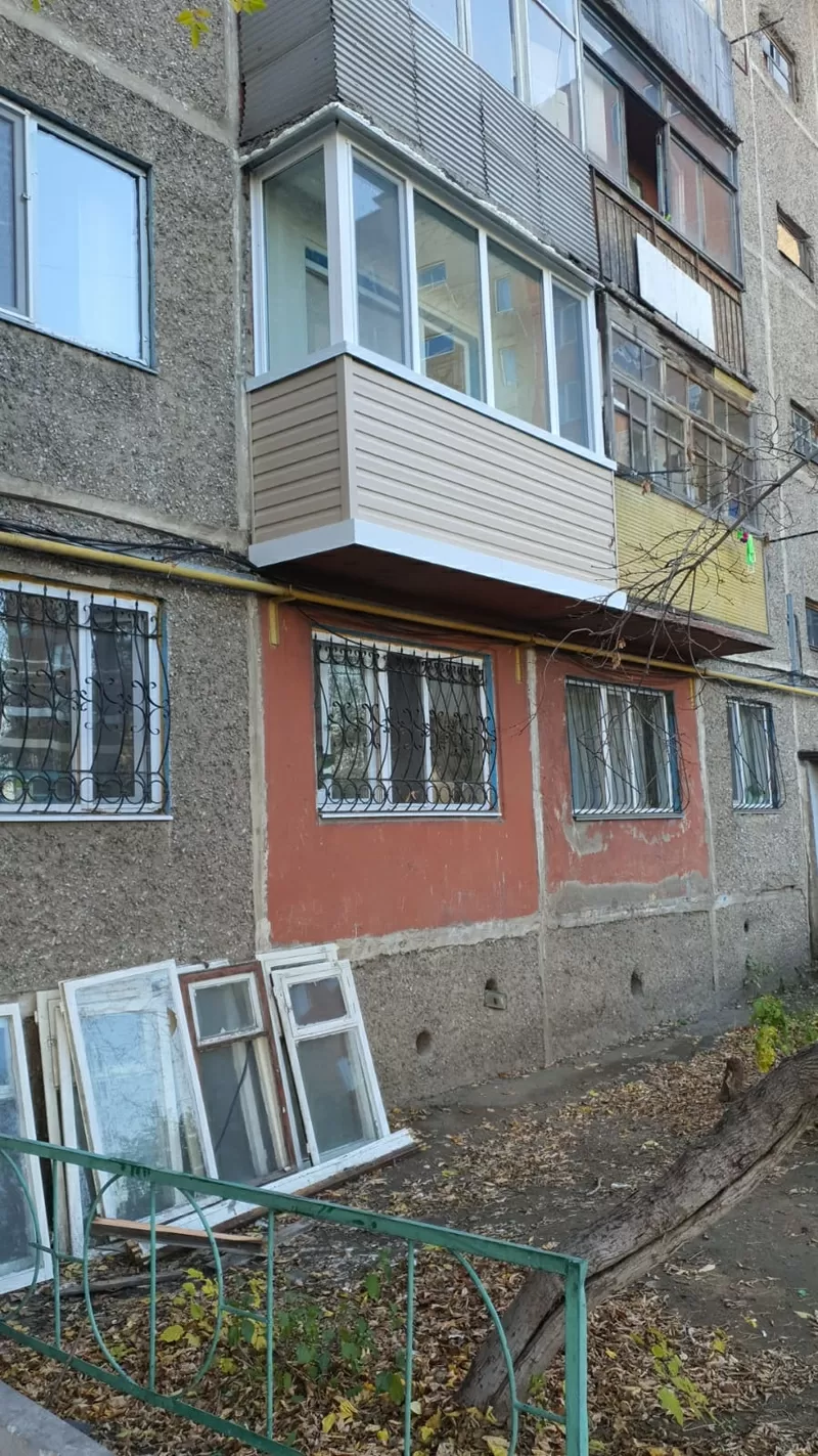 Обшивка Сайдингом снаружи  балкона  2